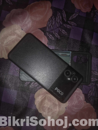 Poco M5